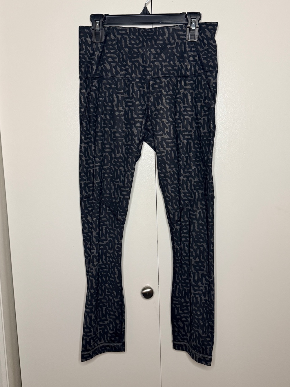 Lululemon 7/8 Leggings - Running in the City Collection - Picture 1 of 5